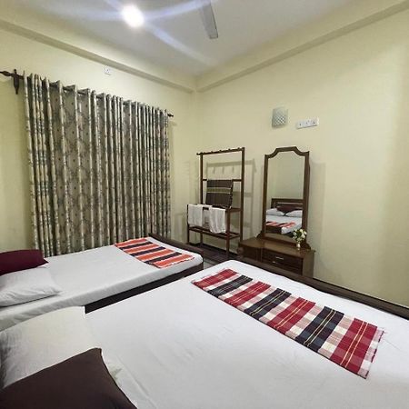 House Of Richness Hotel Negombo Buitenkant foto