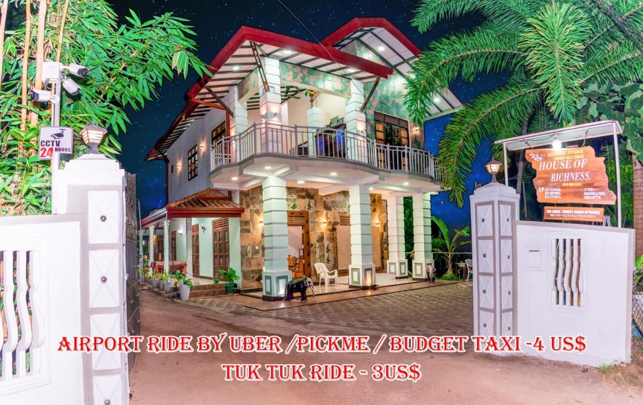 House Of Richness Hotel Negombo Buitenkant foto
