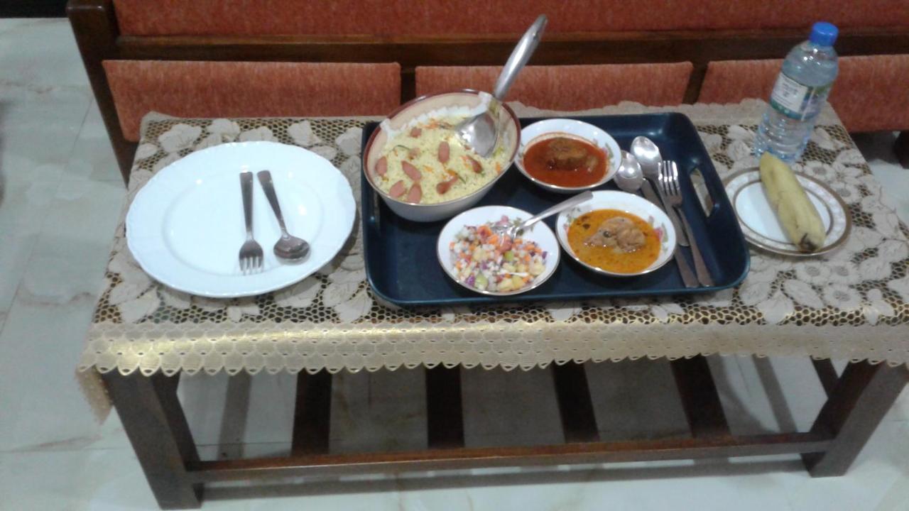 House Of Richness Hotel Negombo Buitenkant foto