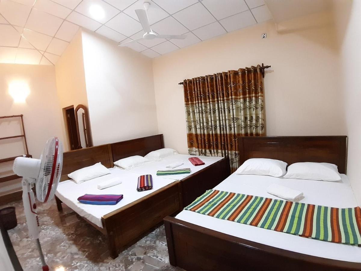House Of Richness Hotel Negombo Buitenkant foto